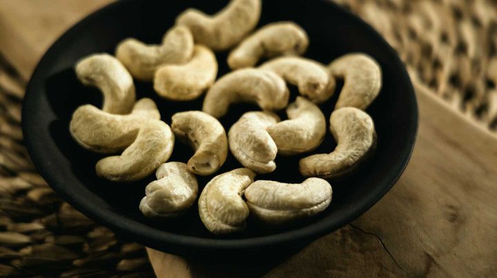 Cashew nuts - Photo by Engin Akyurt from Pexels
