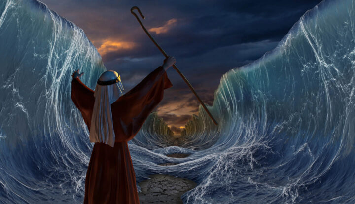 Moses lifting the rod at the crossing of the red sea